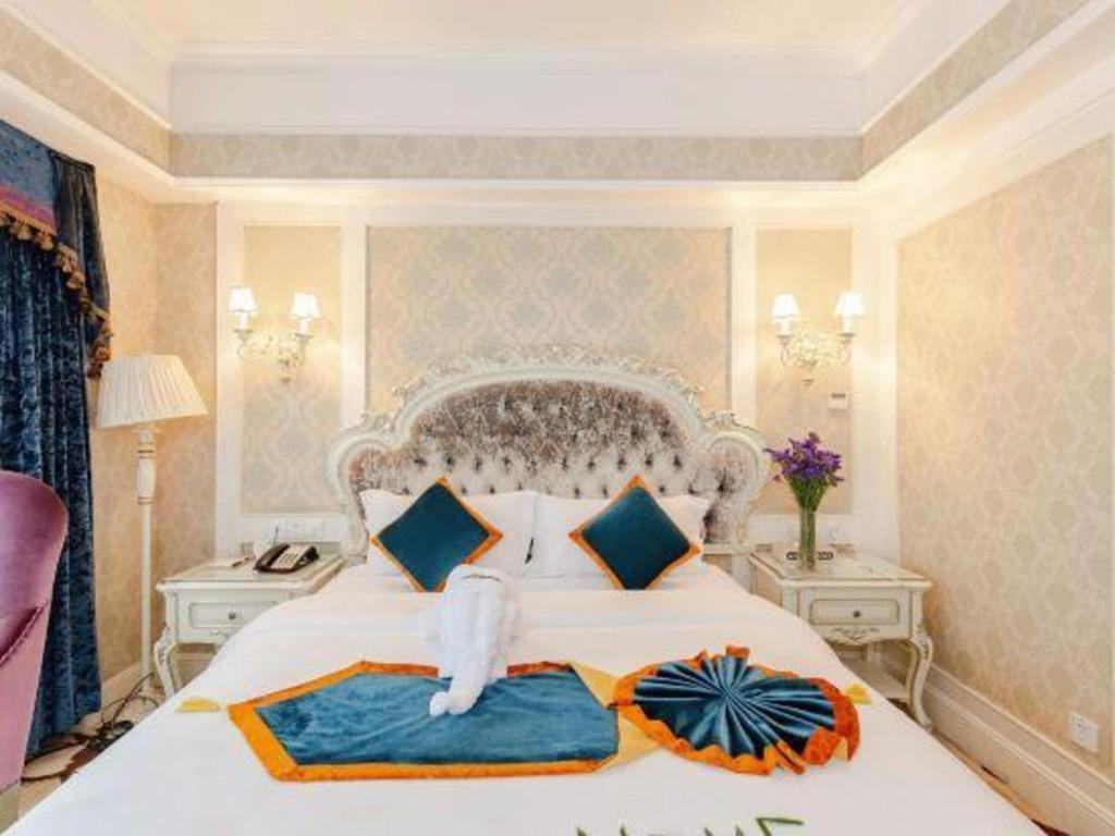 Chengdu French Theme Gold Palace Екстериор снимка