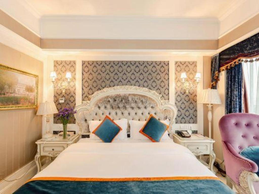 Chengdu French Theme Gold Palace Екстериор снимка