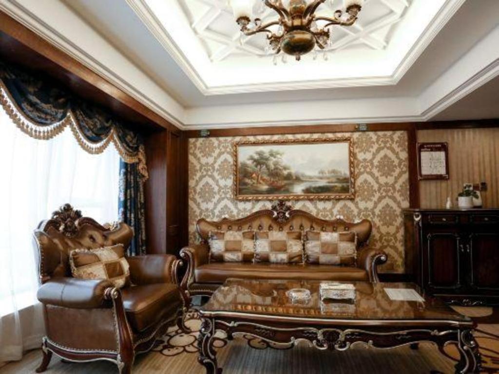 Chengdu French Theme Gold Palace Екстериор снимка