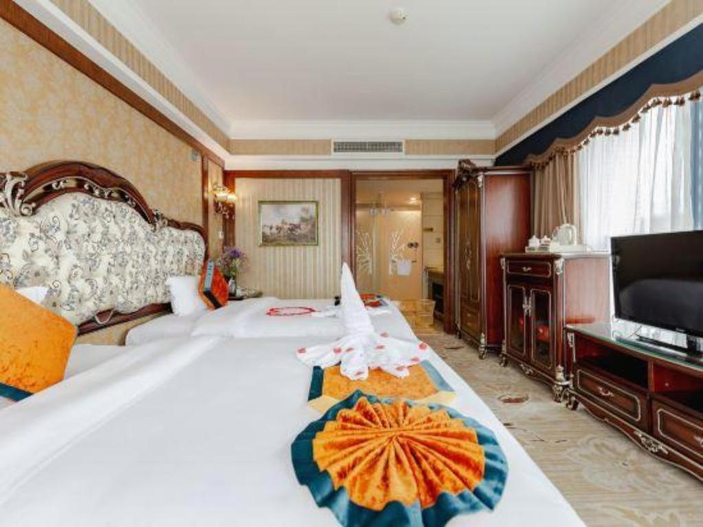 Chengdu French Theme Gold Palace Екстериор снимка